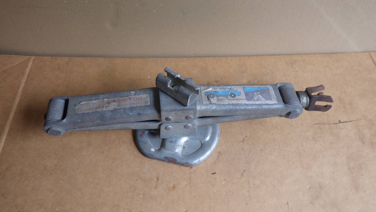 TOYOTA/MOTOR/09110-12010/パンタジャッキ/パンタグラフジャッキ/純正ジャッキ/自動車用/工具/本体のみ 動作品 管M0910-32拍卖