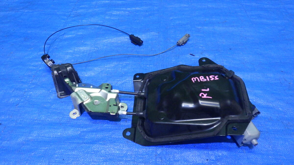 スズキ ソリオ MB15S MA15S 純正リア左助手席側スライドドア用パワースライドモーター 動作確認済 管A161拍卖