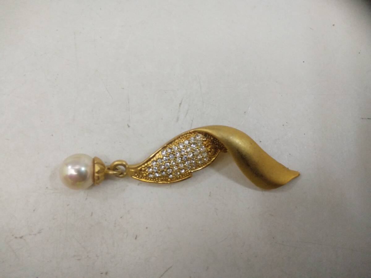 0922-0008 中古★真珠 パール ゴールド ブローチ ヴィンテージ アクセサリー 冠婚葬祭 装飾品拍卖