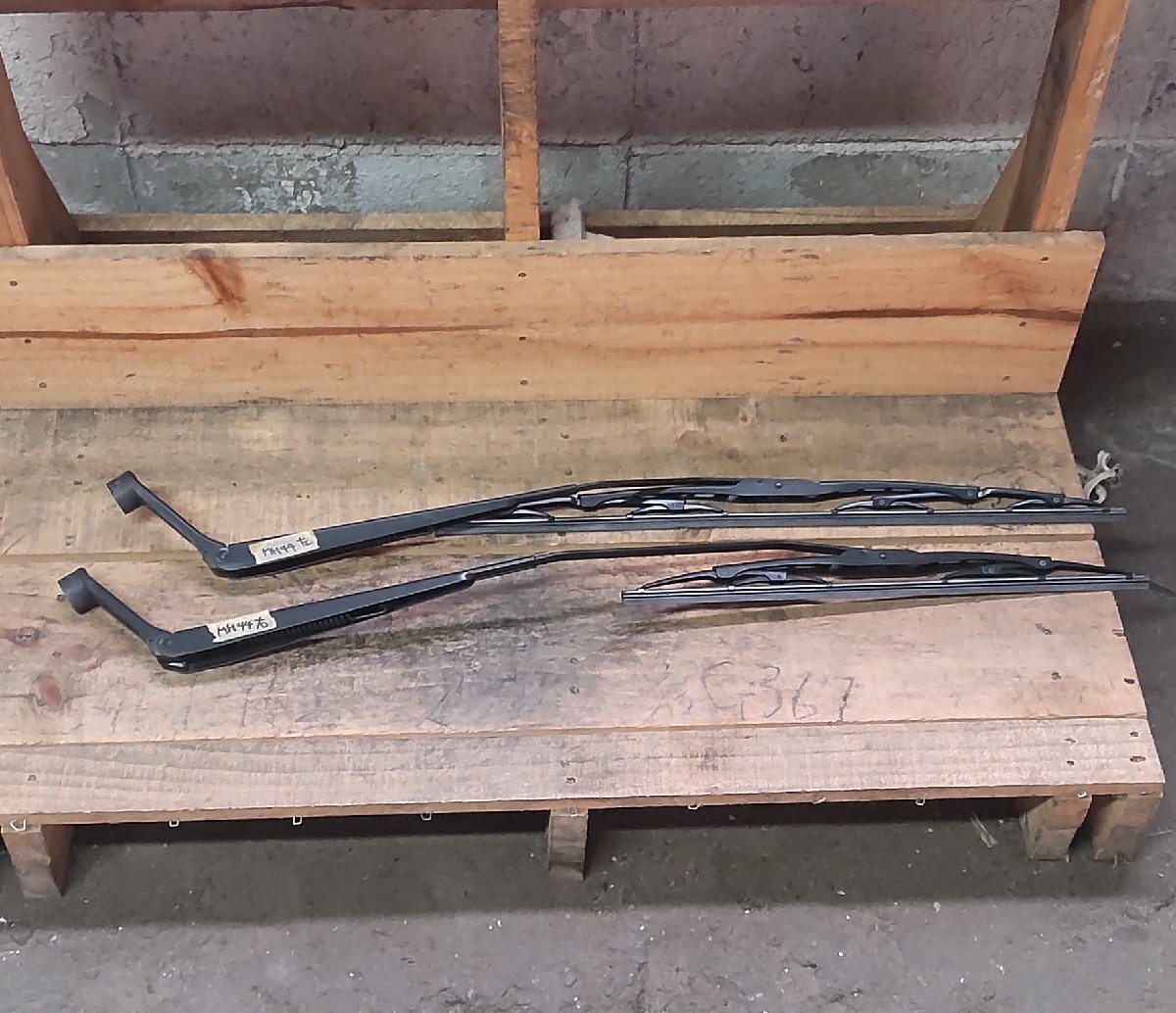 フロント 左右 ワイパーアーム スズキ ワゴンR MH44S H26/10 17814 0610 38330-72M00 38330-72M10 中古拍卖