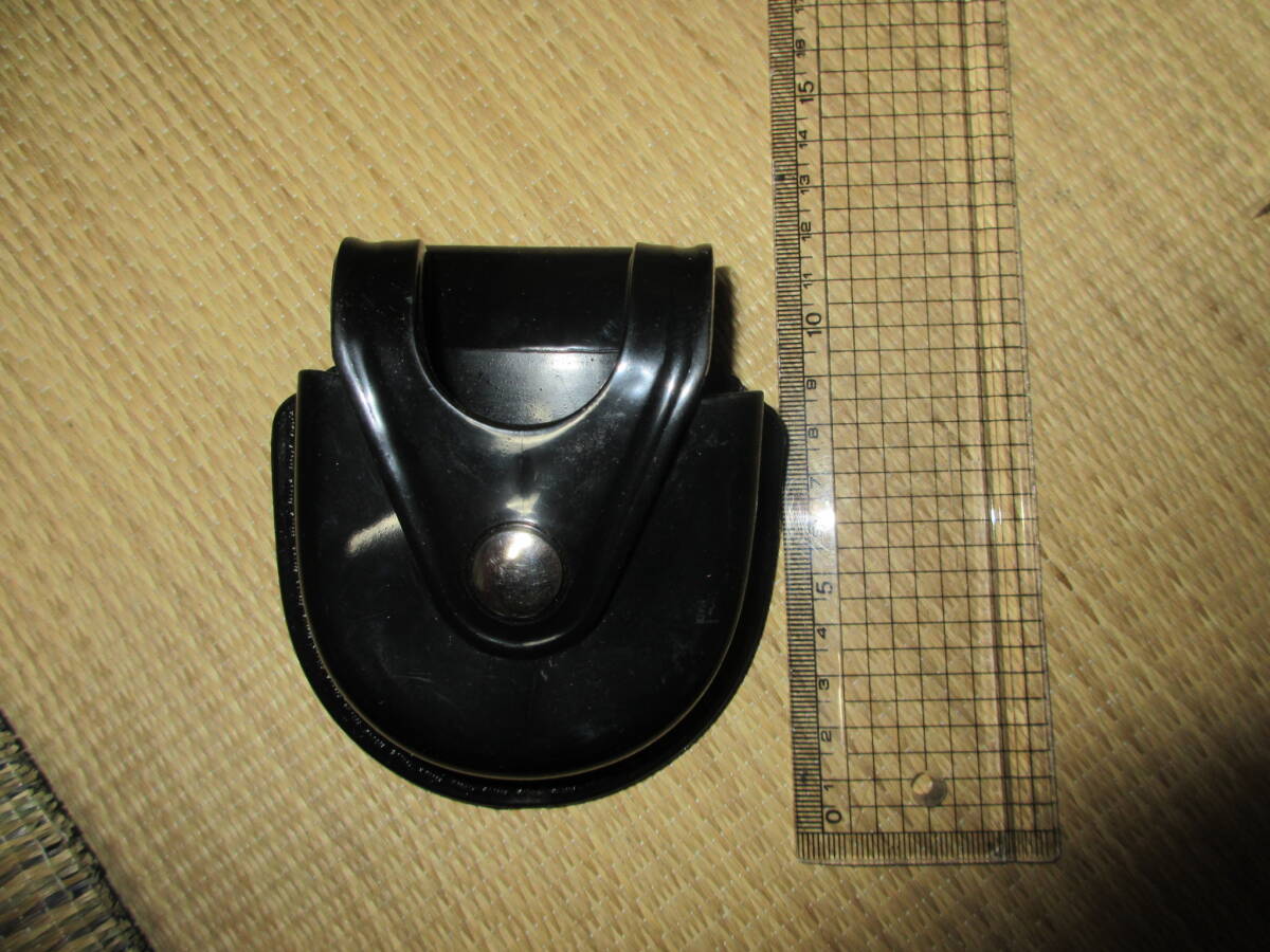R070917 断捨離 処分「手錠ホルスター 本格仕様 コスプレ用 実用性有」未使用 開封品拍卖