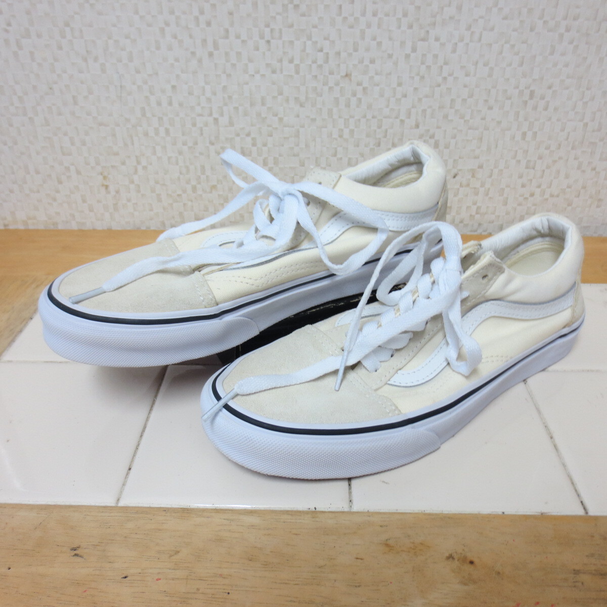 バンズ 507698 OLD SKOOL ローカットスニーカー ナチュラル ホワイト 24㎝ オールドスクール レターパック600円 I9/2拍卖