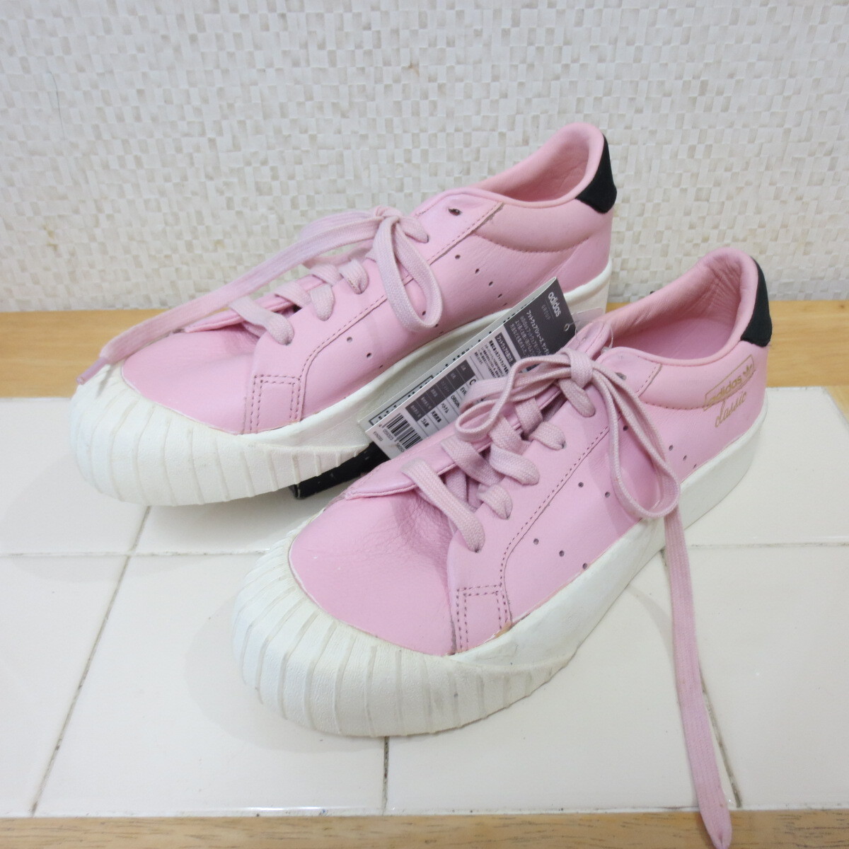 新品 B品(試着有) アディダス エブリン CQ2044 ピンク 23㎝ 海外限定モデル Everyn レタパ600円 I9/9拍卖