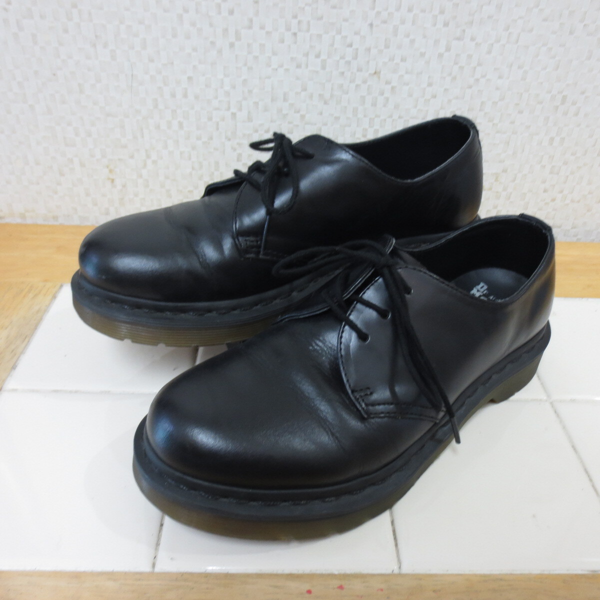 着用少 ドクターマーチン AW004 ブラック 25㎝ 3ホールシューズ Dr.Martens レタパ600円 I9/16拍卖
