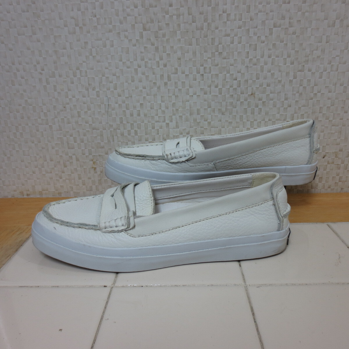 コールハーン W11442 白 23cm~23.5cm ローファー COLE HAAN レタパ送料600円 k9/28拍卖