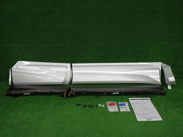 トヨタ 新型 カローラクロス 10系 サイドスポイラー 右 スカート ステップ モデリスタ 新品 純正 美品 未使用 エアロパーツ 089拍卖