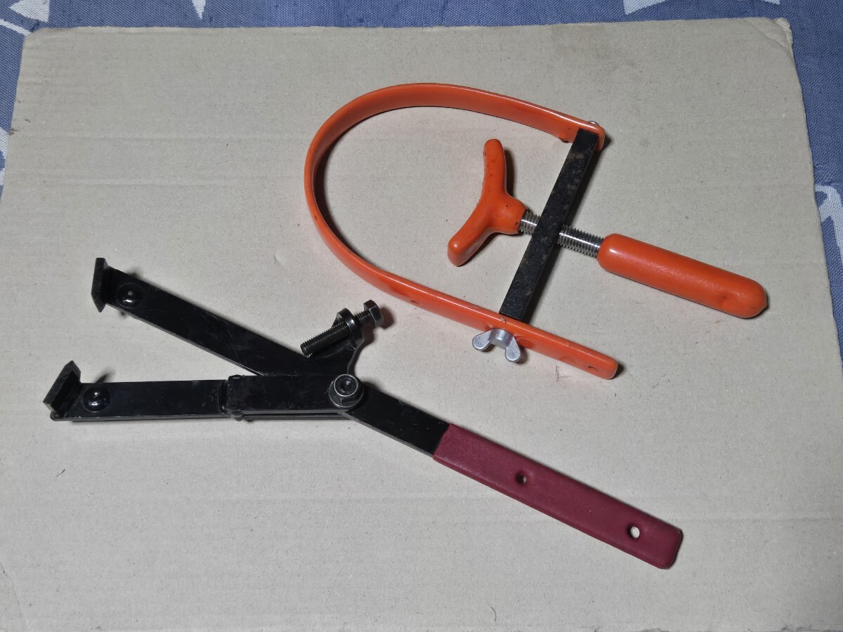 デイトナ製 プーリー脱着ホルダーとバンドホルダーのセット 中古品 汚れ・傷あり拍卖