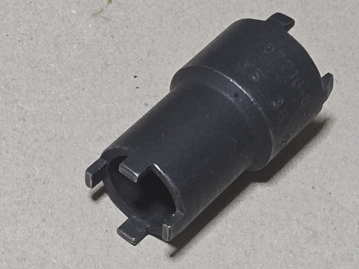 ホンダ純正 興和精機製? クラッチロックナットレンチ 07716-0100 20×24 中古品 汚れ・傷あり拍卖