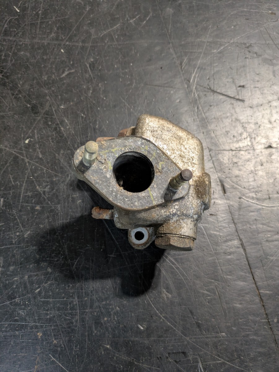 マツダ ポーターキャブ360? インテークマニホールド インマニ 部品取りエンジンから取り外し aa型エンジン 当時物 2スト拍卖