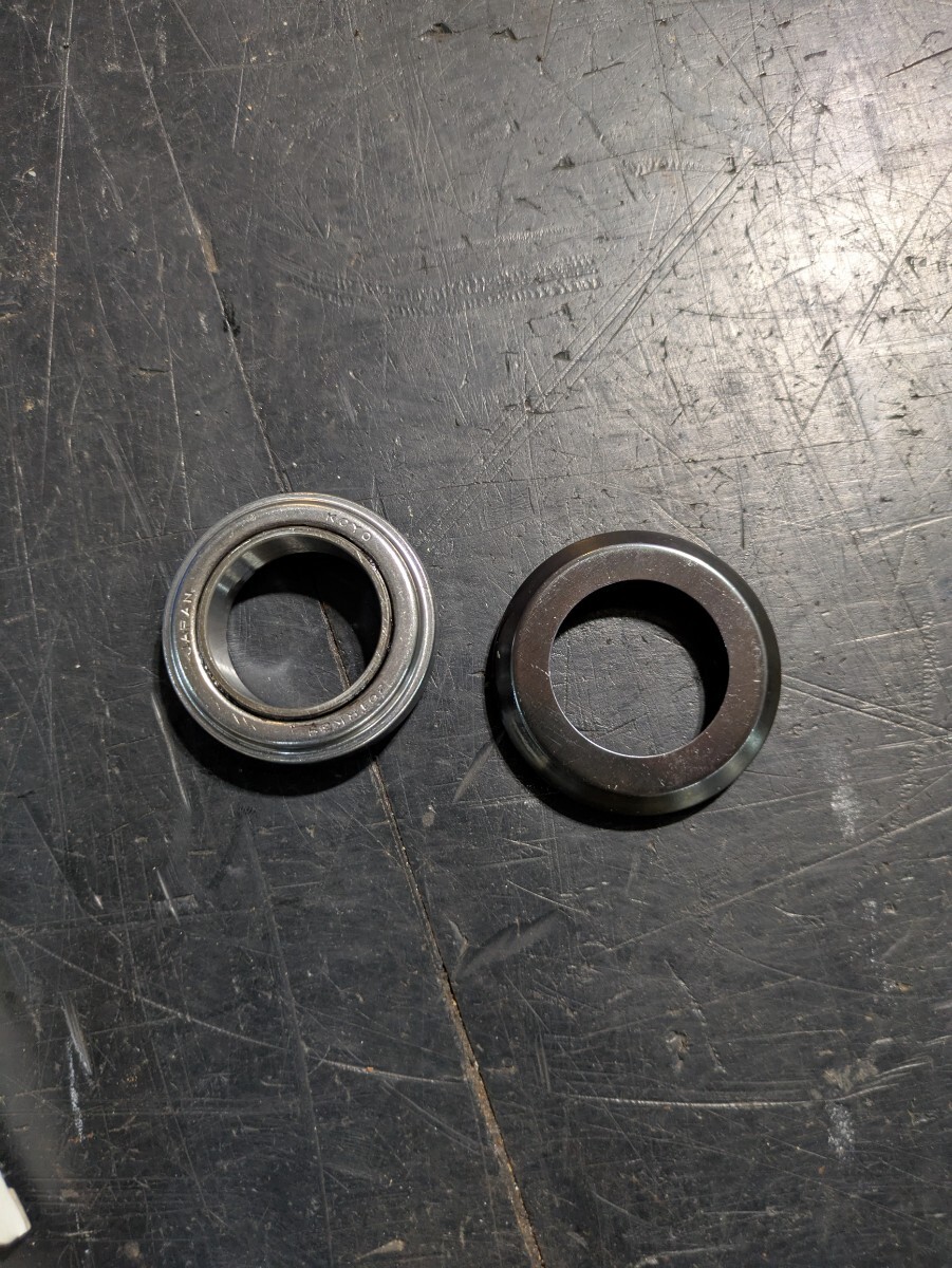 マツダ ポーターキャブに使える クラッチレリーズベアリング 未使用品 おそらく360用? pc3a? pc4d? pc56t? 当時物拍卖