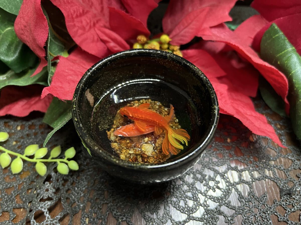 金魚アート レジン 金魚 ミニチュア おちょこ アクリルペイント拍卖