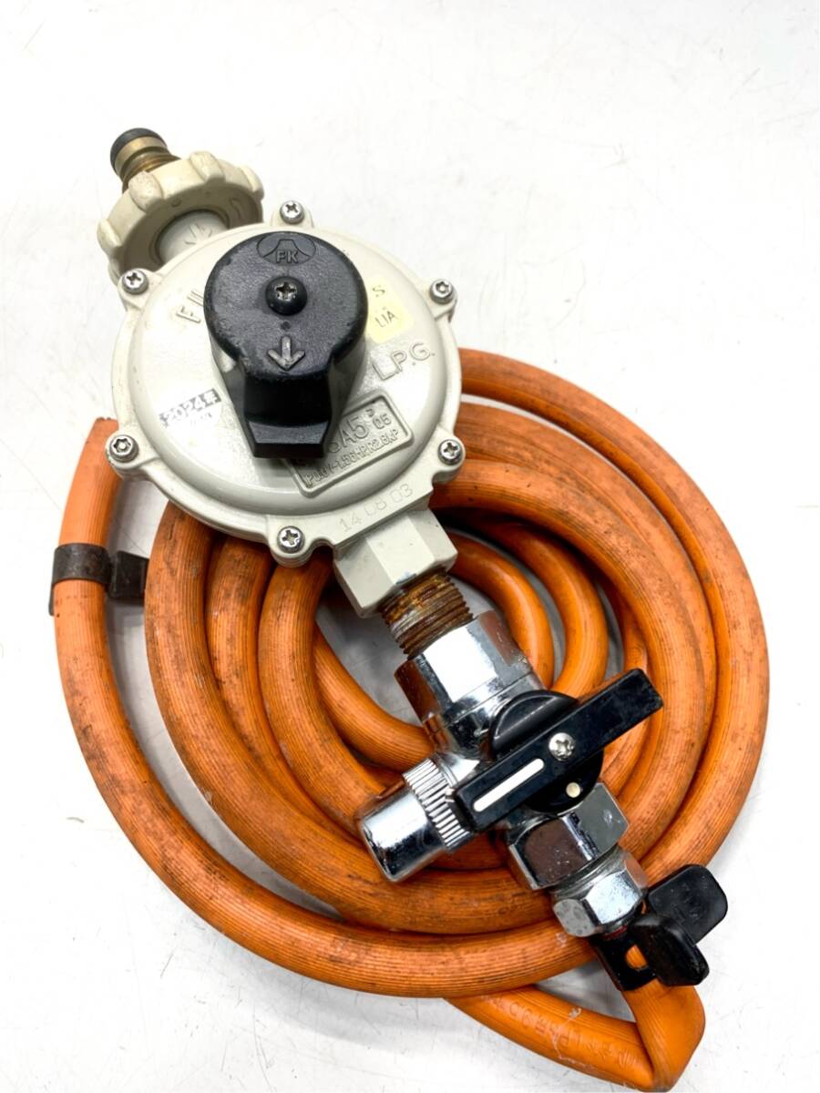 富士工器 LPガス用単段式調整器 RSA5+ホース口セット A9535B08拍卖