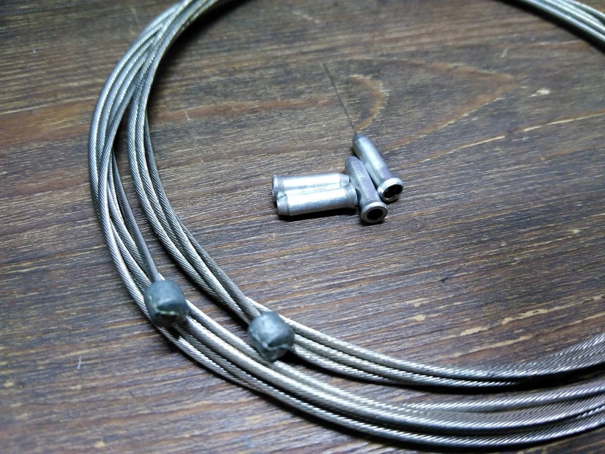 処分 シフト ASHIMA 一台分 インナー2本セットワイヤー 高品質 ステンレス 1300/1800mm ワイヤーとキャップのみ ゆうメール可拍卖