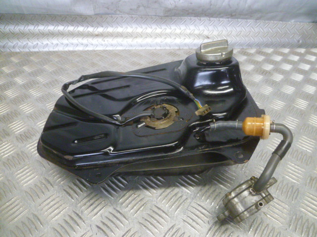 b9.5  DIO SR  AF28 AF18E  純正  ガソリンタンク 美品!  ☆スーパー.ディオ.ZX.燃料.フューエル拍卖