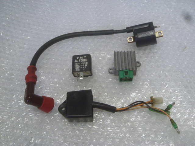 B9.26  BW`S100/ビーウィズ100  4VP  純正  CDI.イグナイター/レギュレーター/リレー/イグニッションコイルset  拍卖