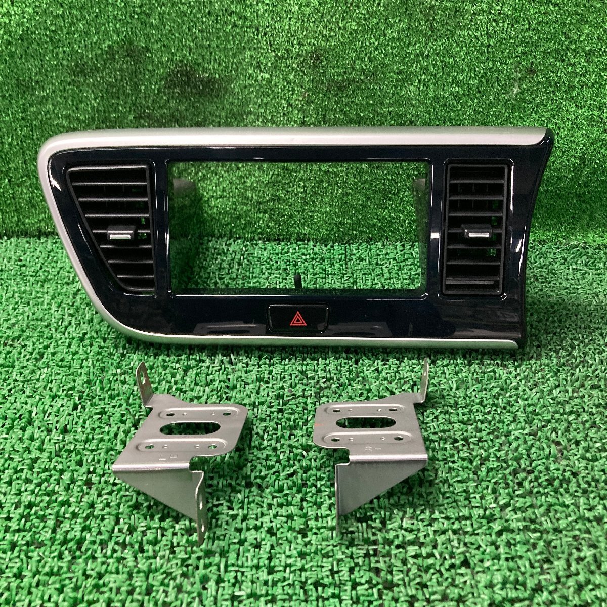 ♪♪ルークス ハイウェイスターX B21A オーディオパネル ブラケット付(W6062)♪♪拍卖