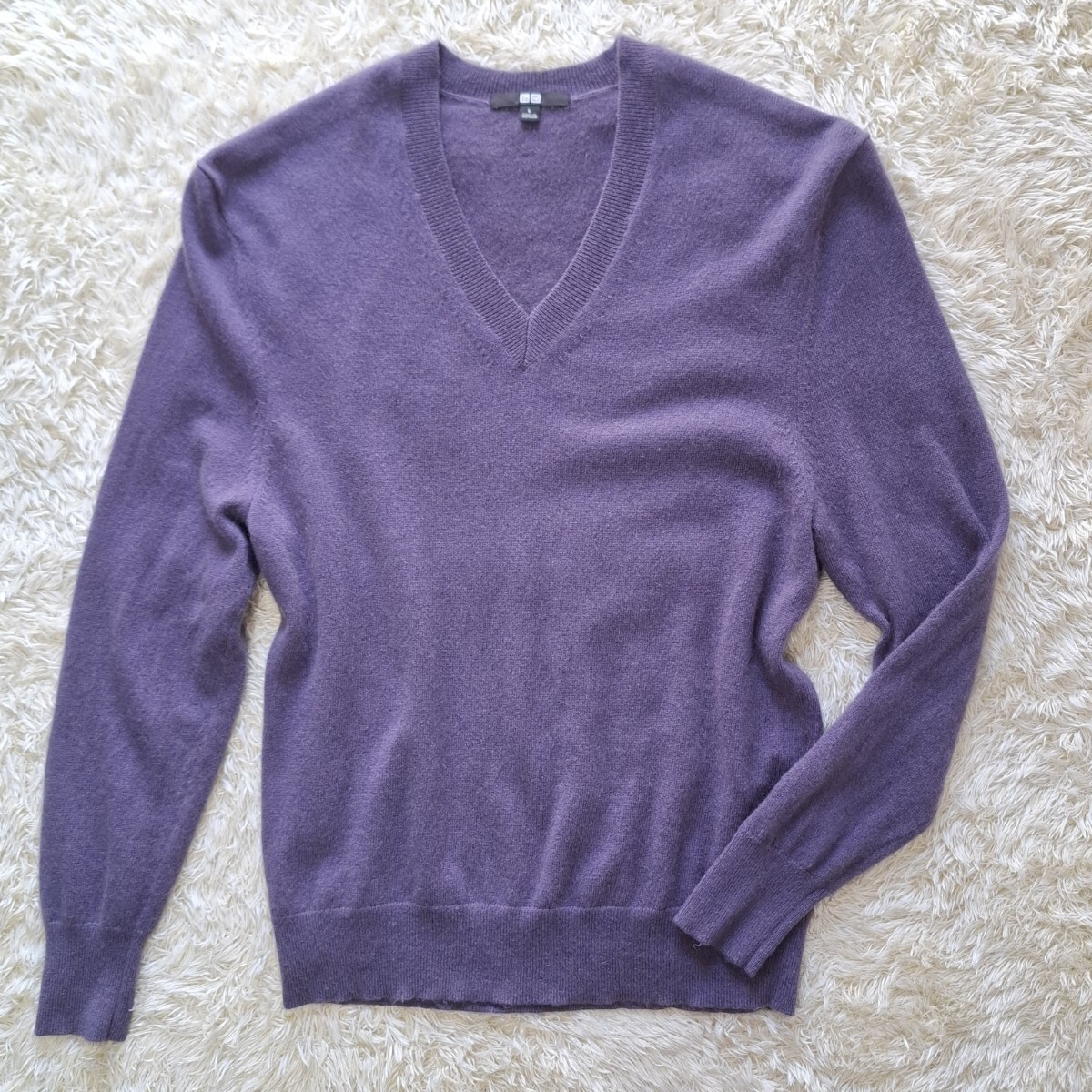 ユニクロ UNIQLO カシミヤ Vネック セーター 長袖 紫 LARGE L カシミヤ100 手洗い洗濯済拍卖