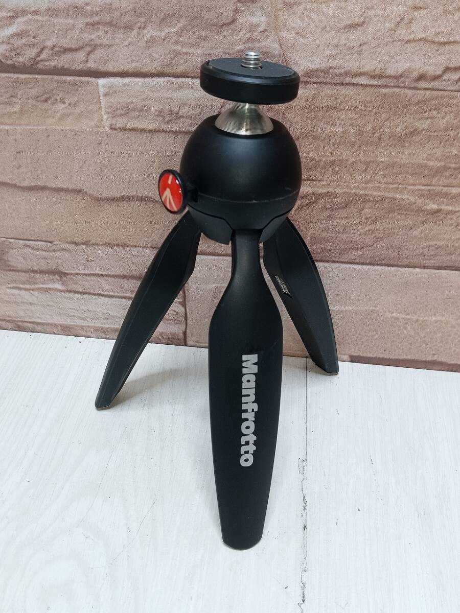 Manfrotto マンフロット ミニ三脚 MTPIXI-B ブラック 黒 雲台 DESIGNED IN ITALY カメラアクセサリー検)コンパクトカメラ用 撮影用拍卖