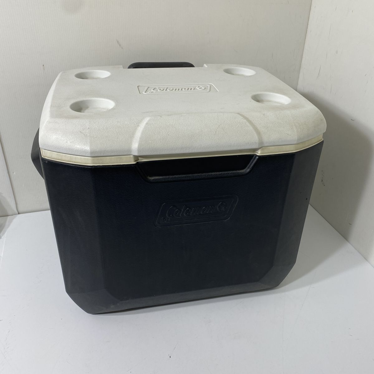 Coleman クーラーボックス ホイールクーラー 60QT 5883 コールマン 56-57L BBL0820/大9987/0919拍卖
