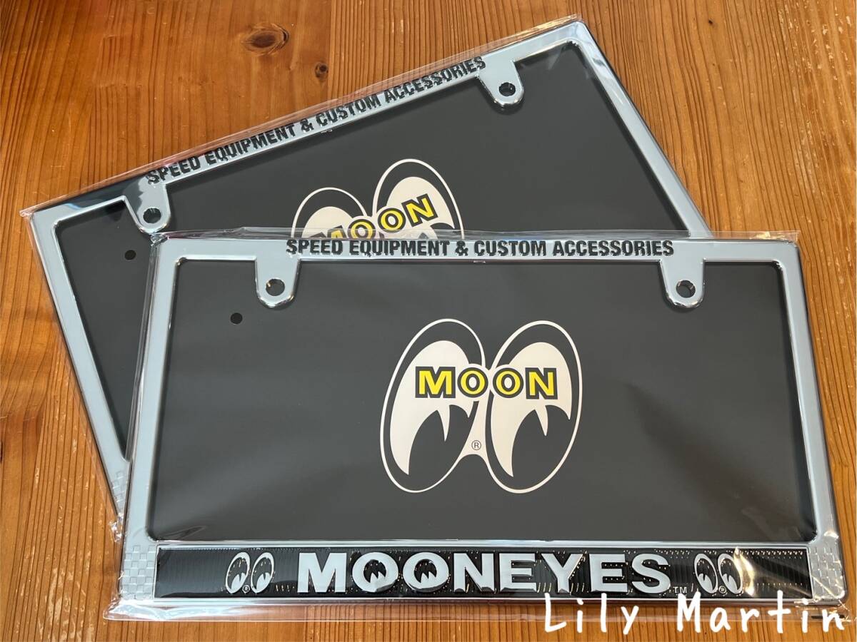 2枚組 送料込み 新基準全面適用 Raised MOONEYES ロゴ クローム × ブラック フレーム ライセンスフレーム ナンバーフレーム ムーンアイズ拍卖