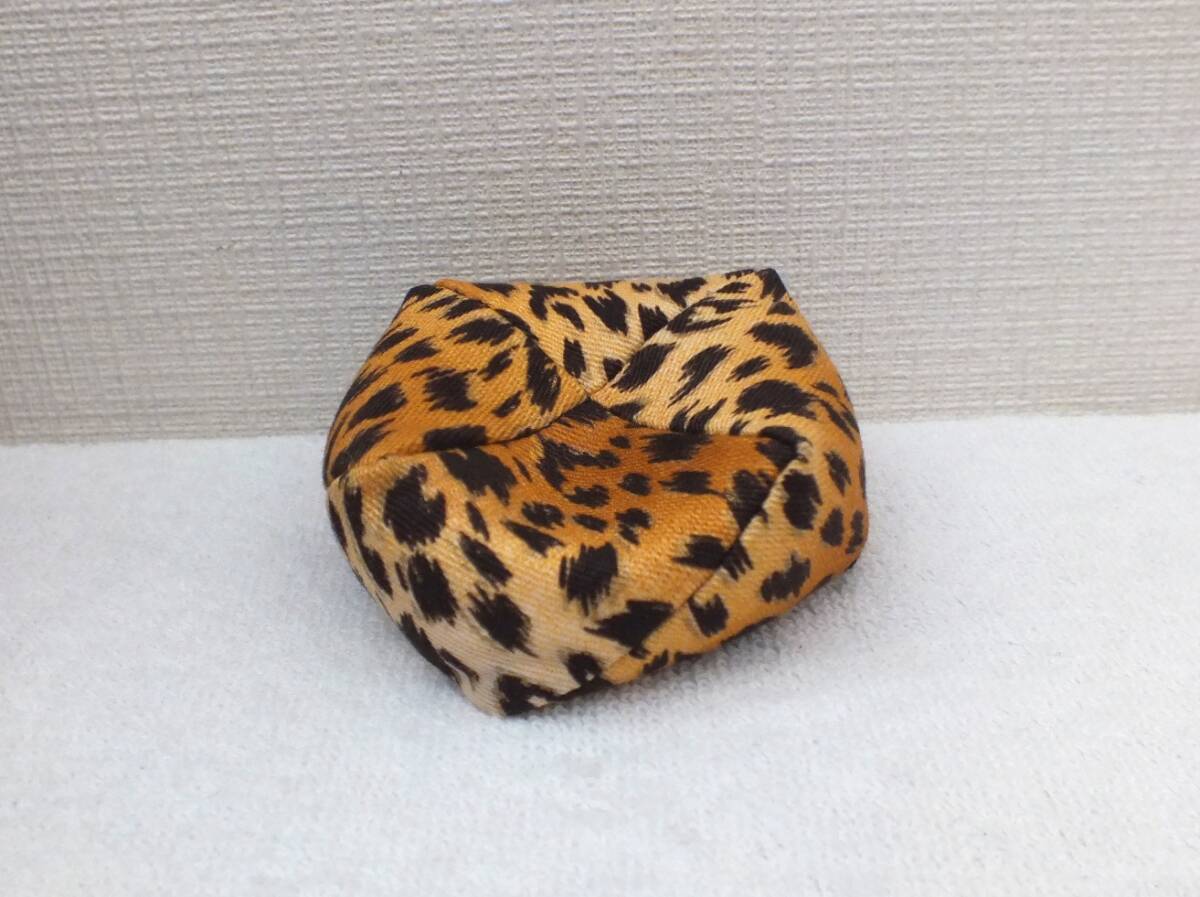 ドールサイズ★アニマル柄☆椅子クッション★*ハンドメイド* ドール用・ねんどろいど・アクスタ・ぬいぐるみ等に♪拍卖