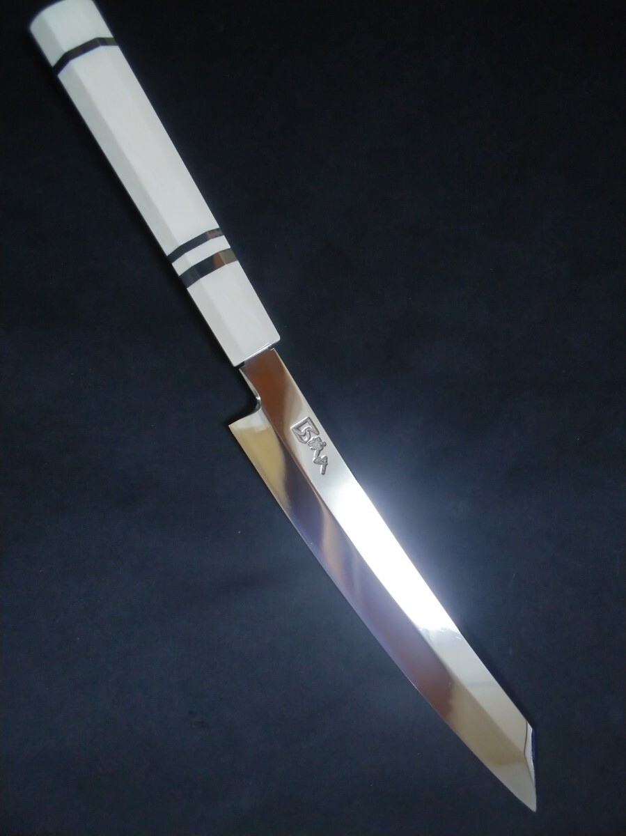 城山刃物製作所(堺業務用刃物メーカー直売)七寸切付け柳刃 手元包丁(商標登録)超鋼スーパー本焼き 表鏡面 特注柄三本線入り 拍卖
