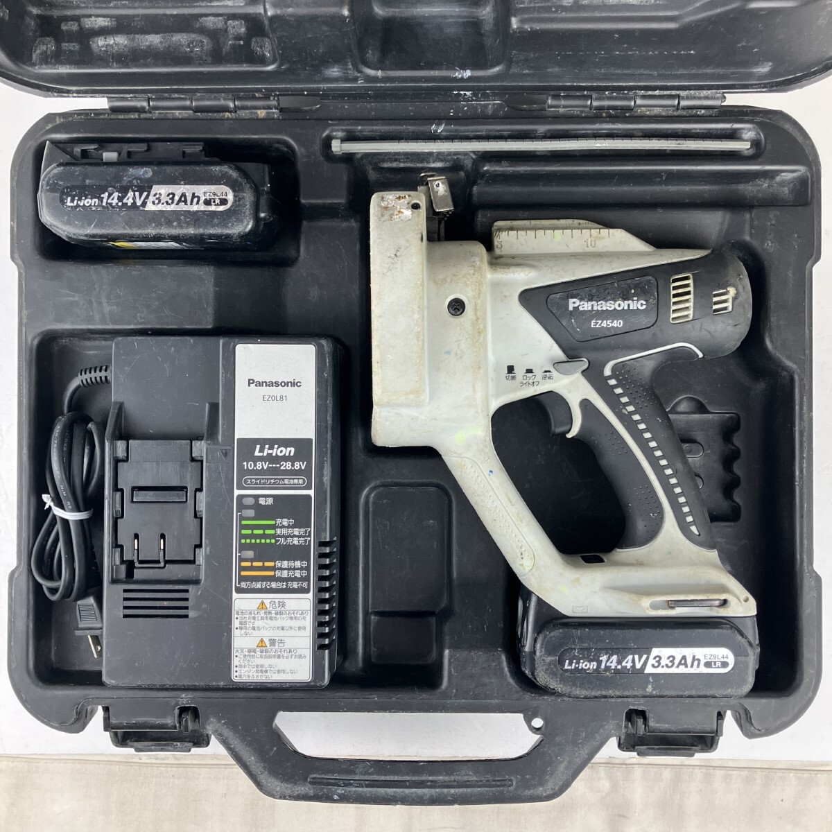 ЗЗ Panasonic パナソニック 14.4v 充電全ネジカッター バッテリーx2 充電器 ケース付 EZ4540 ライトグレー 傷や汚れあり拍卖