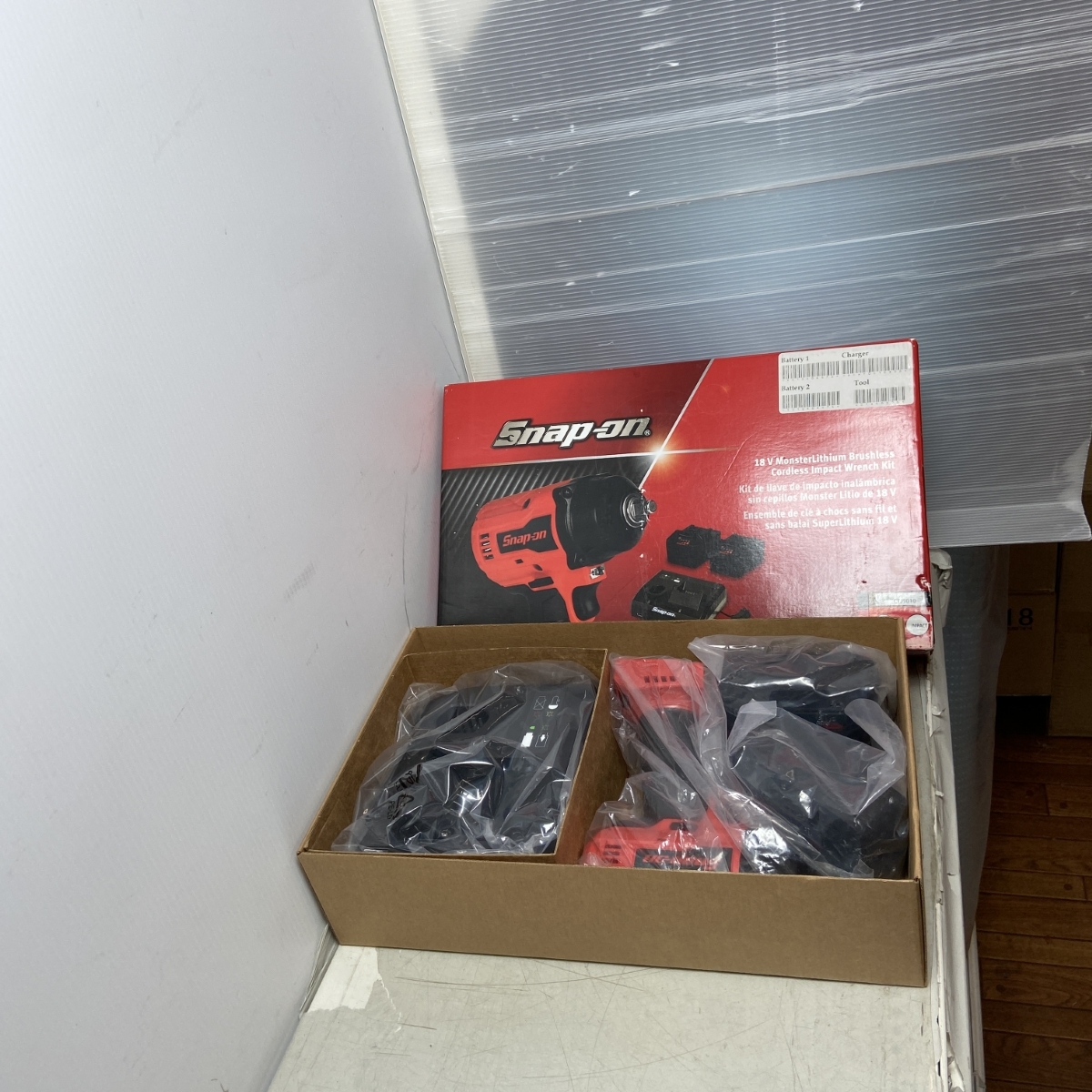 ΦΦ Snap-on スナップオン インパクトレンチ CT9010 レッド やや傷や汚れあり拍卖