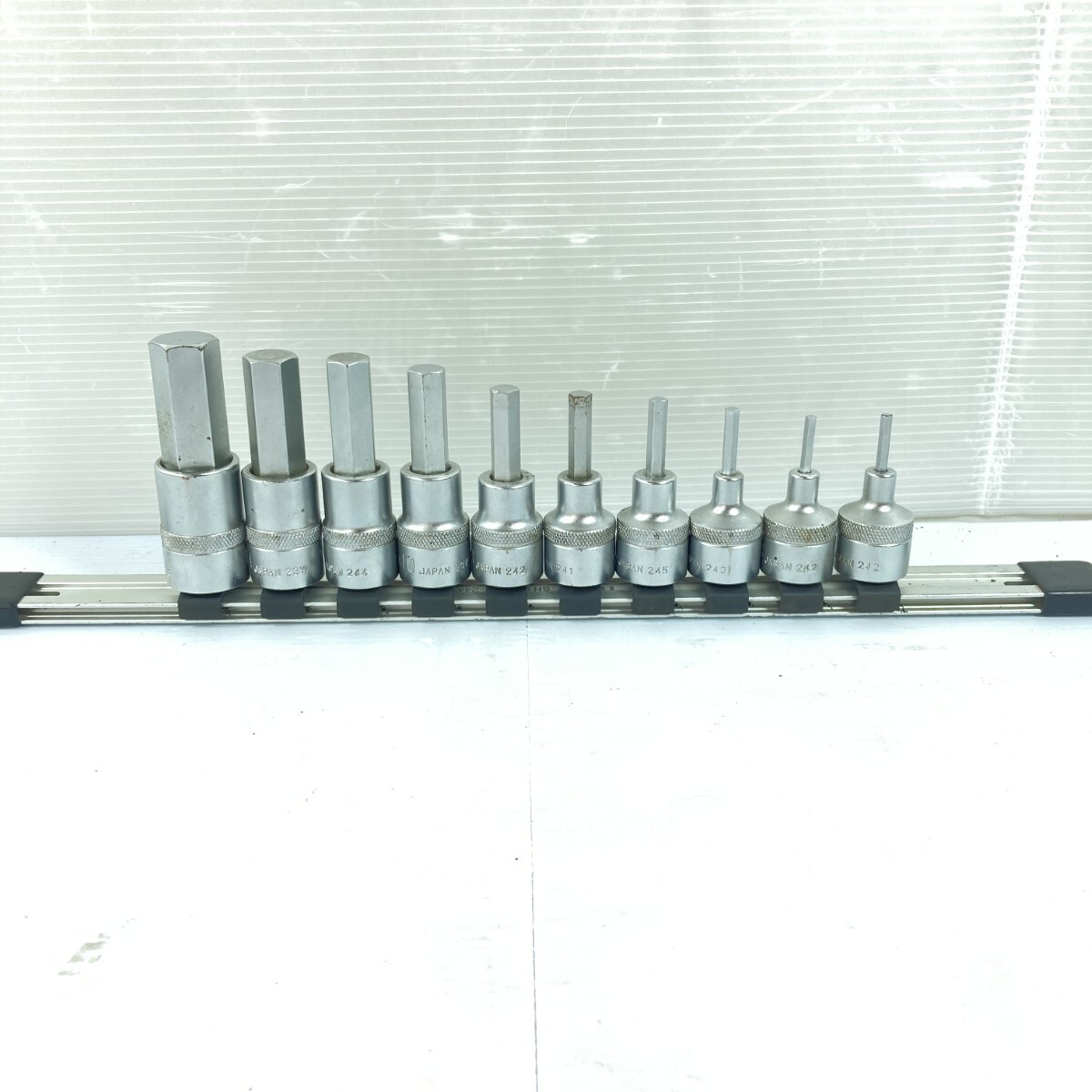 ** TONE トネ ヘキサゴンソケットセット 差込角12.7mm(1/2inch) シルバー 傷や汚れあり拍卖