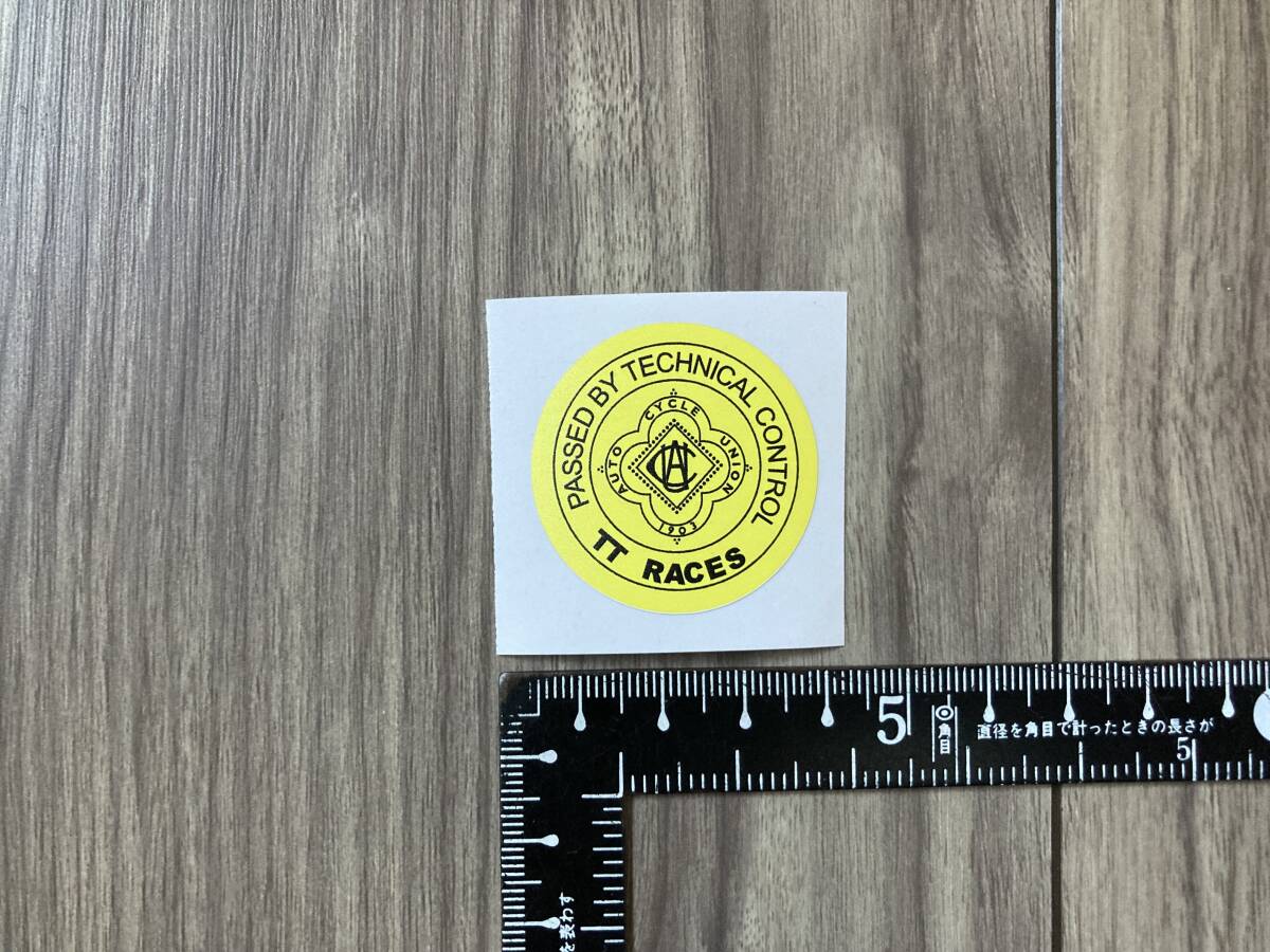 送料無料 Isle of Man TT Races マン島TTレース ステッカー 35mm イエロー拍卖