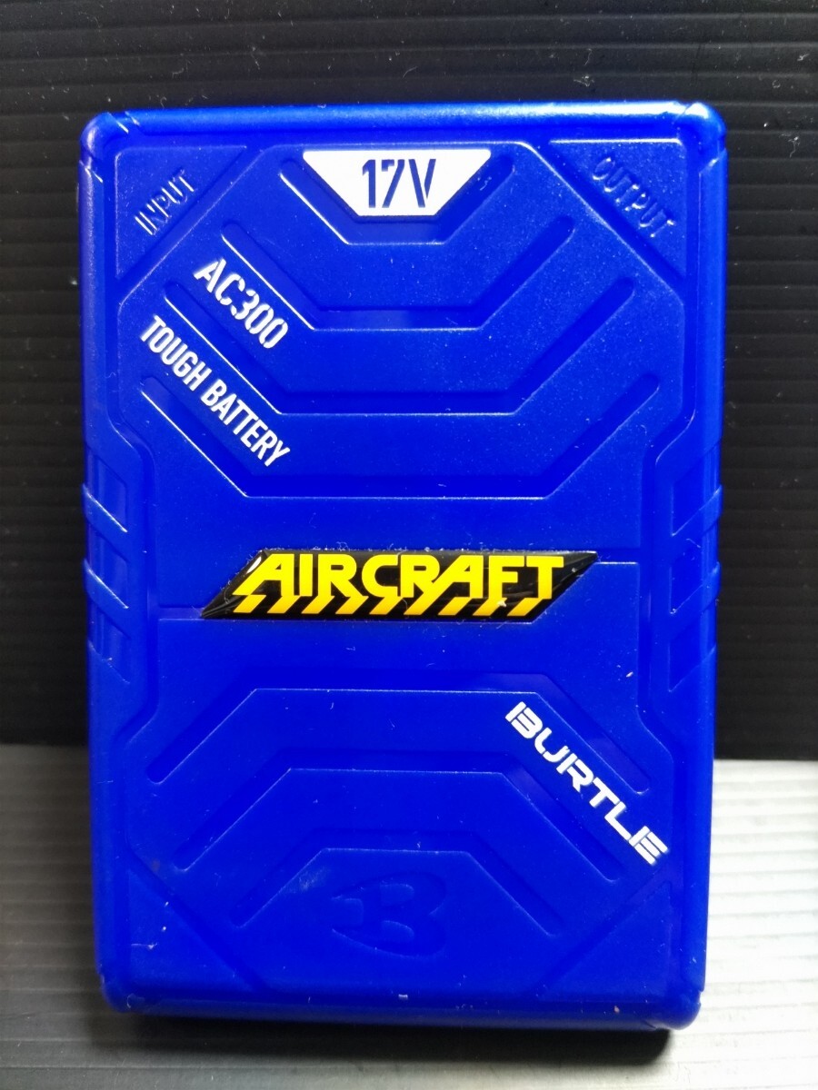 送料無料 BURTLE バートル 空調服用 バッテリー AC300 京セラ17V ブルー 使用頻度が少ない美品ですレターパックライト発送拍卖
