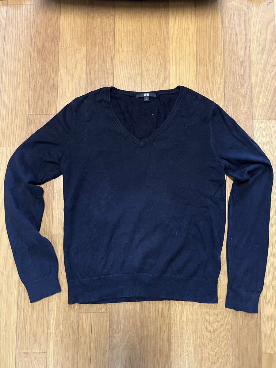 ユニクロUNIQLO VネックセーターブラックMサイズ ニット拍卖