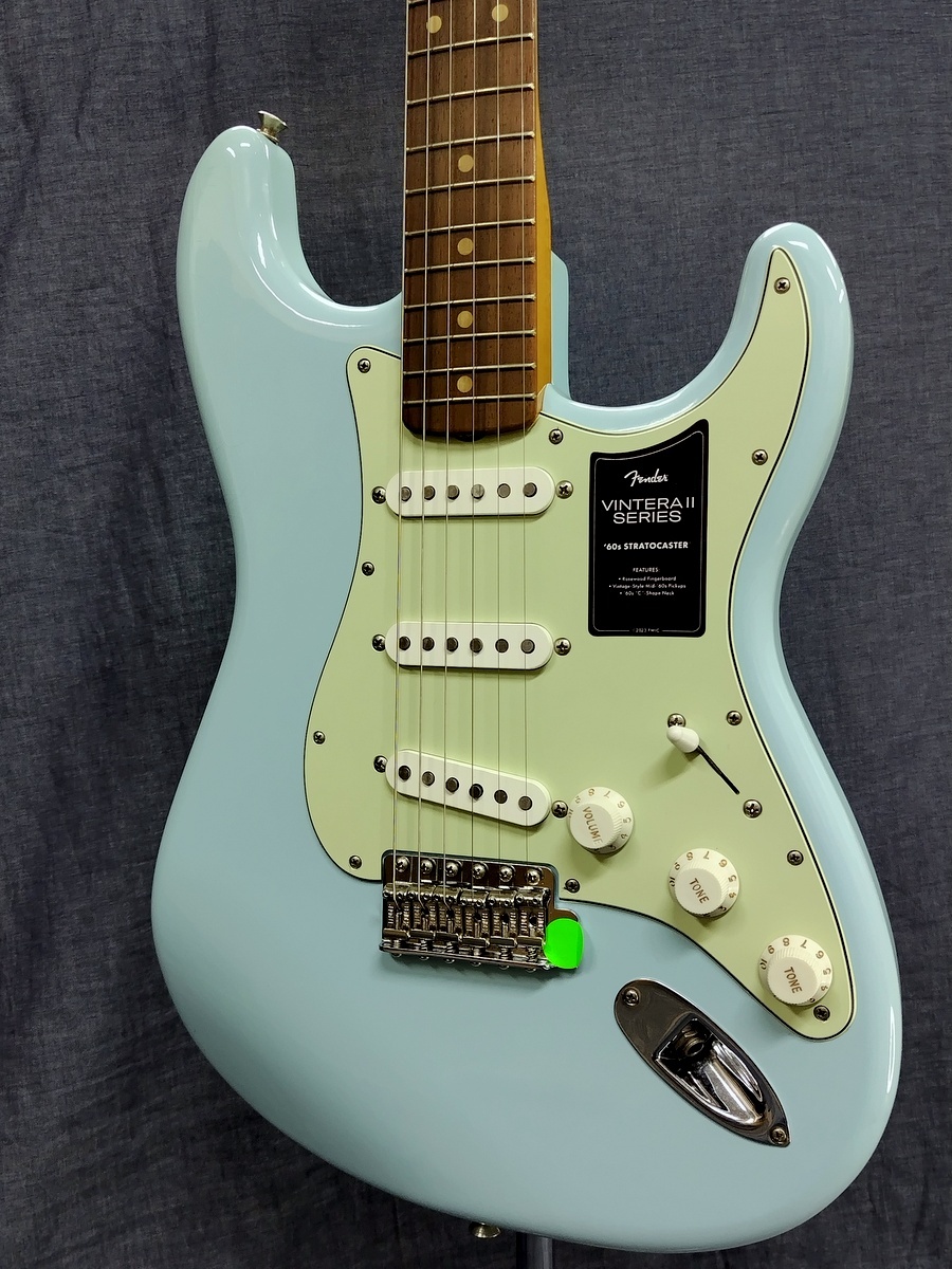 Fender Limited Edition VinteraII Road Worn '60s Stratocaster Sonic Blue フェンダー ストラトキャスター拍卖