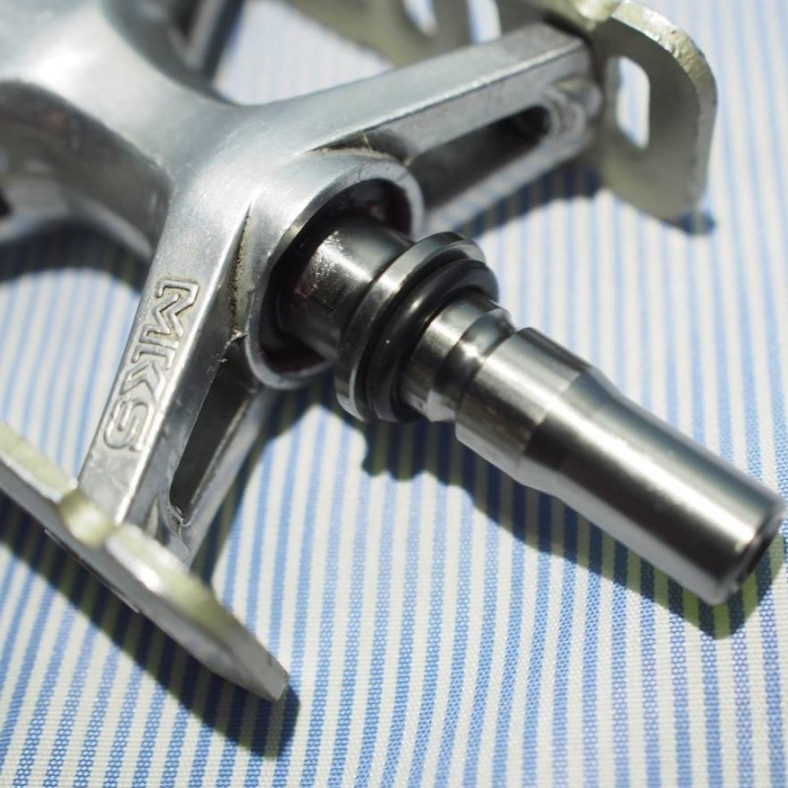 ★新品★特価★Cos.Ti製 MKS EZY用軽量チタン製ペダル軸 三ヶ島 ミカシマ (プロムナード等)検) ブロンプトン モールトン ダホン KHS拍卖