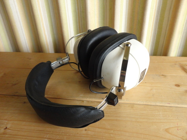 STEREO HEADPHONES ●● ヘッドフォン SH-1300 ●● 8Ω 昭和レトロ拍卖