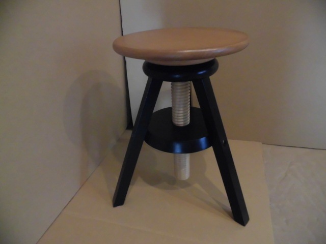 【送料無料】即決【限定品・新品】★天然木昇降回転 チェア【ナチュラル/ブラック】拍卖