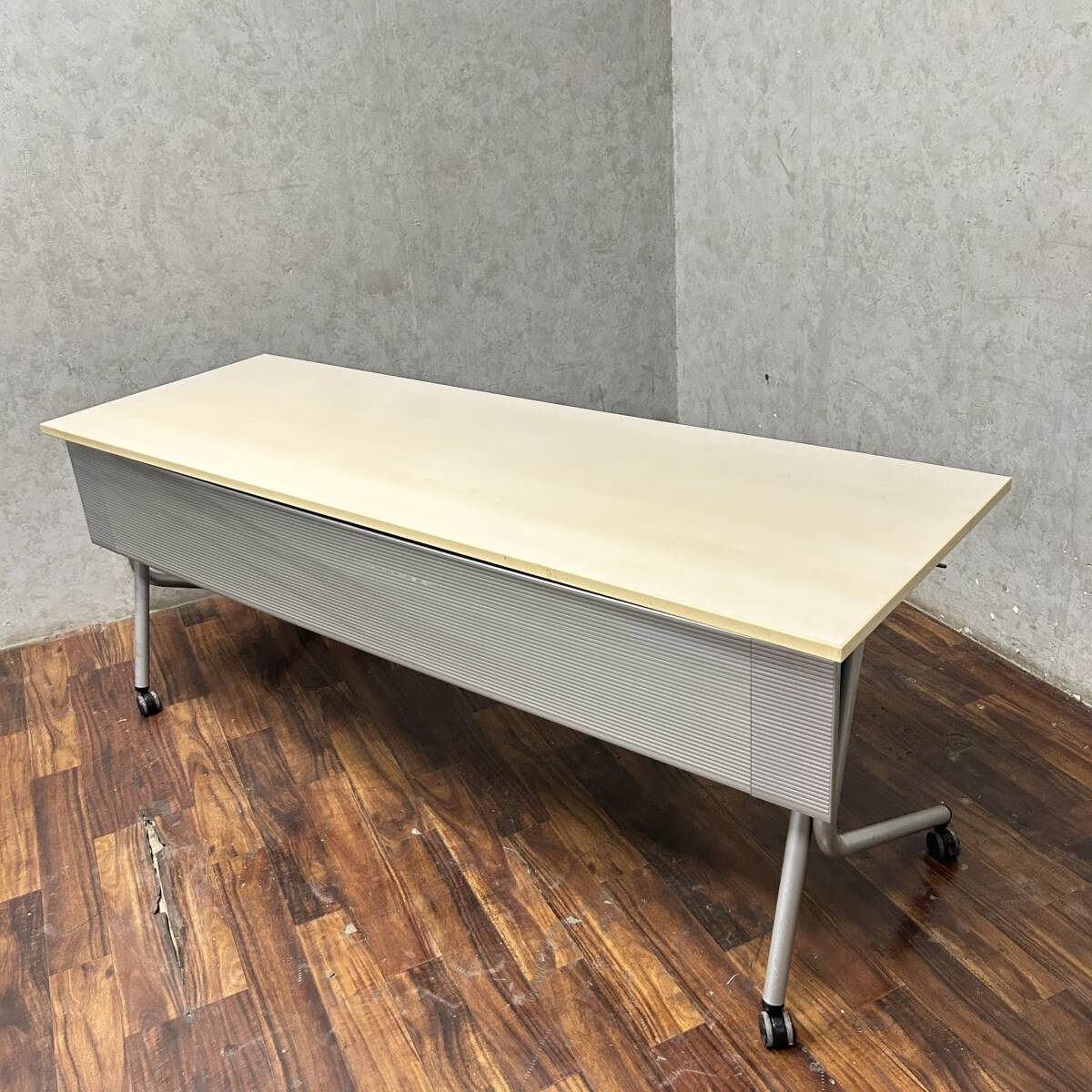 ww3/27 OKAMURA オカムラ サイドフォールドテーブル 180cm 折りたたみ キャスター付 ミーティングテーブル 事務机 ★直接引取歓迎◎拍卖