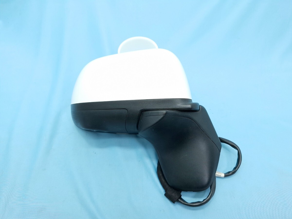 E12 ノート 右 ドアミラー 運転席側 動作確認済 パールホワイト 白 11ピン 11P カメラ付 サイドミラー M2拍卖