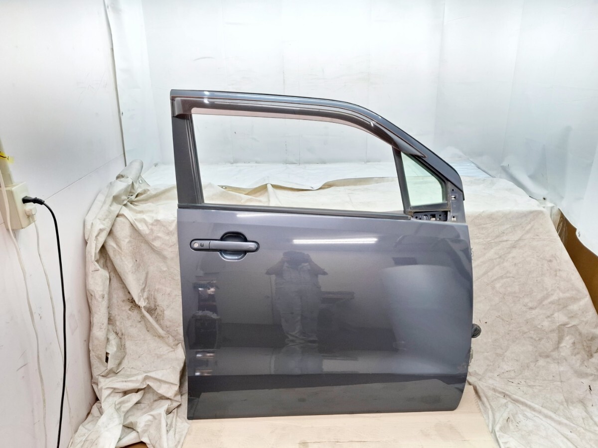 14 配達先条件有 D8 MH23S ワゴンR FX フロント 右 ドア 運転席側 グレー ZLY 拍卖