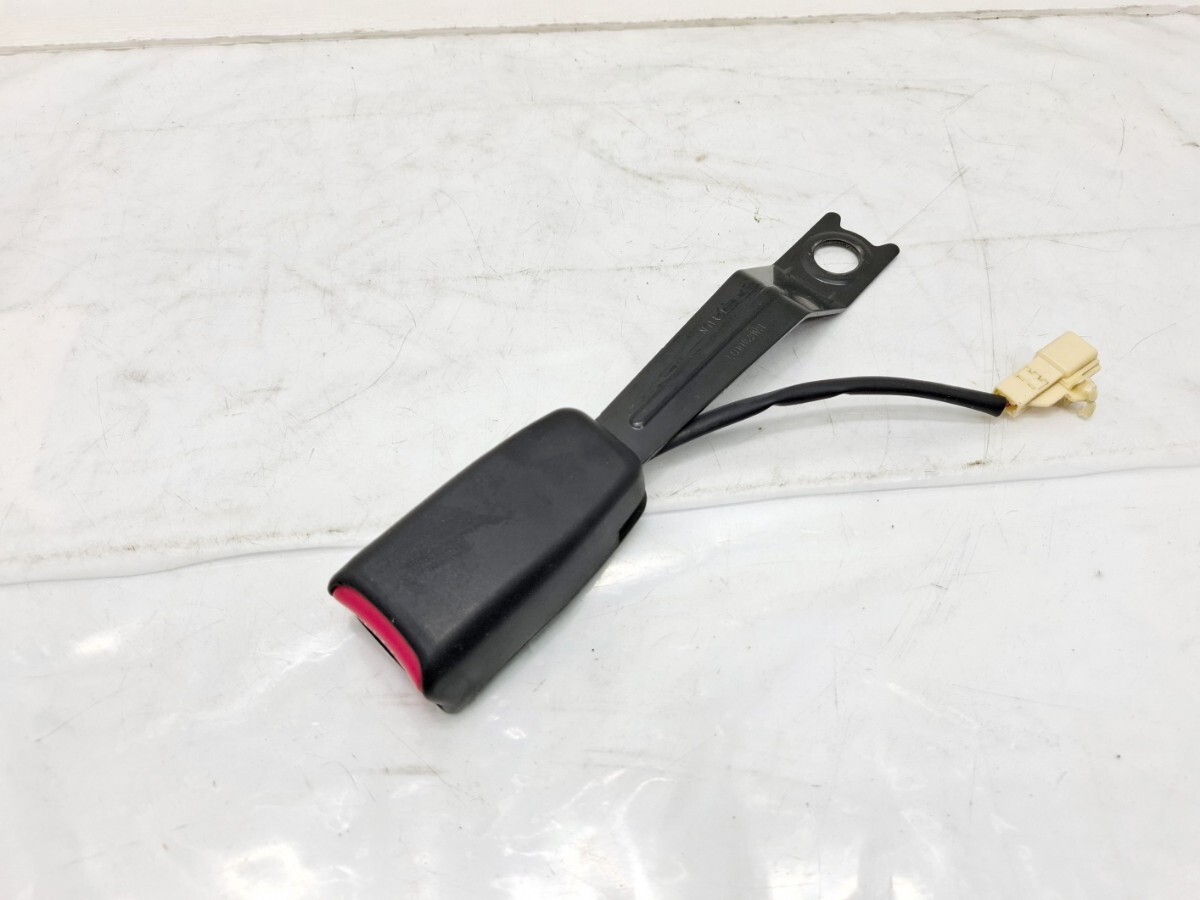 送料一律レターパック600円 MH21S MH22S ワゴンR 運転席側 シートベルト キャッチ バックル ロック M1拍卖