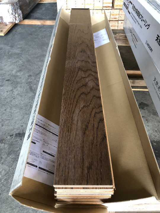 K-2022-T2-614【赤字在庫激安大処分A-品】天然木突板 オーク 複合乱尺ウレタン塗装バーク フローリング材床材拍卖