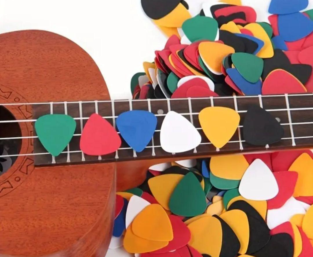 即決 新品20枚セット ギター ピック 0.51mm 30mm ベース ウクレレ拍卖