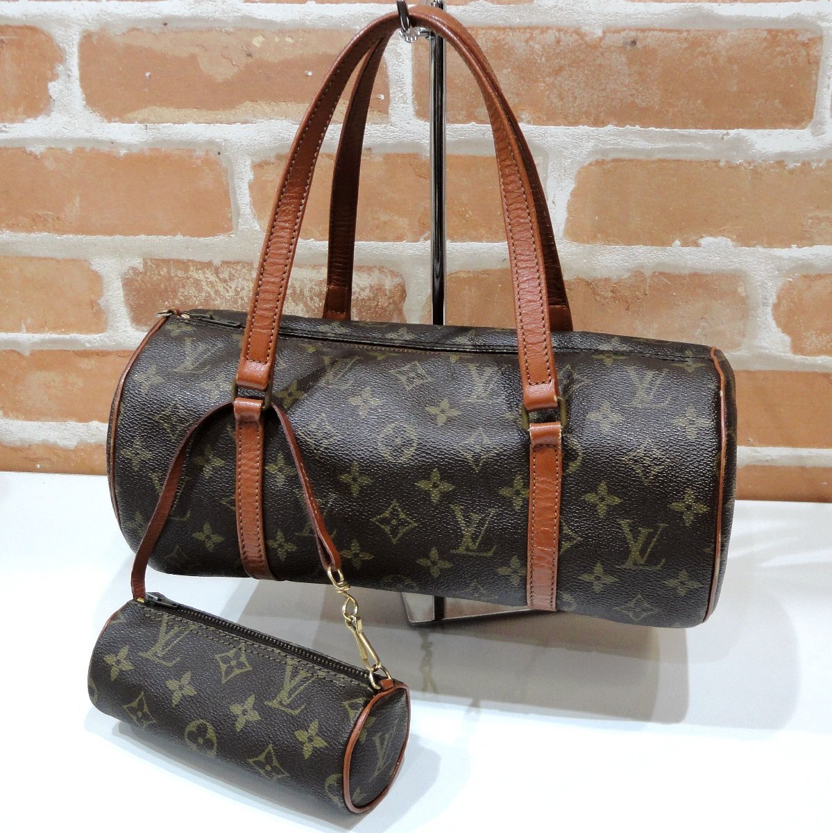 9235T【本物保証】 ヴィトン LV モノグラム パピヨン ポーチ付き M51365 パピヨン30 初期型 旧型 ピッグスキン ビンテージ ヴィンテージ拍卖