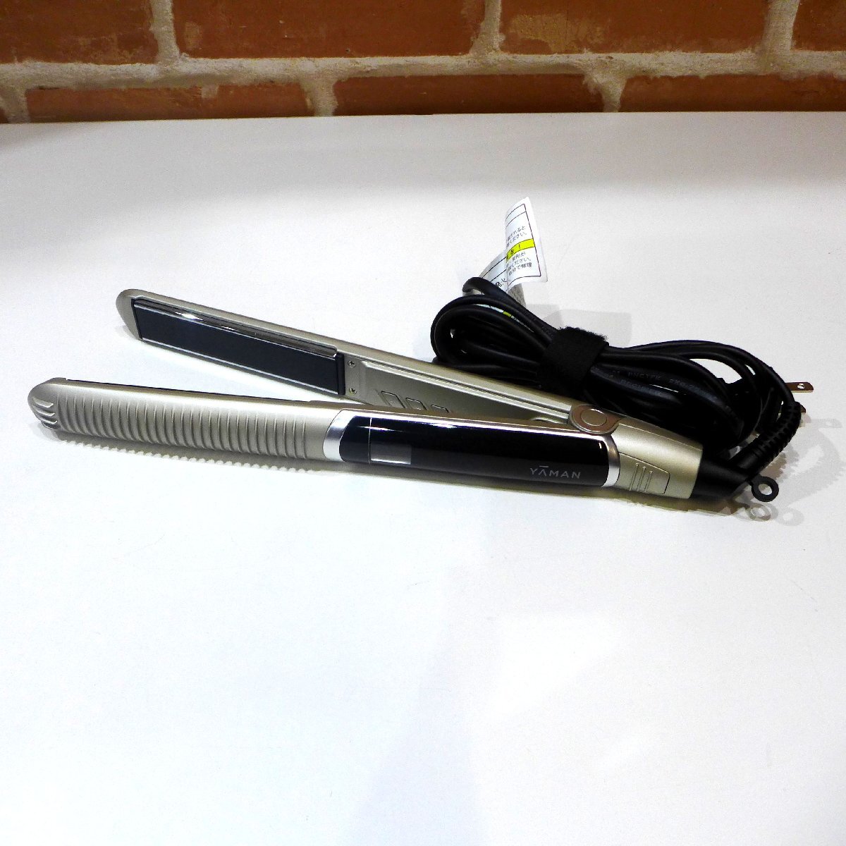 9168T 美品 YA-MAN ヤーマン スムースアイロンフォトイオン YJHB0 ストレート 保水ヘアアイロン 美髪ケア 低温 ダメージ低減拍卖