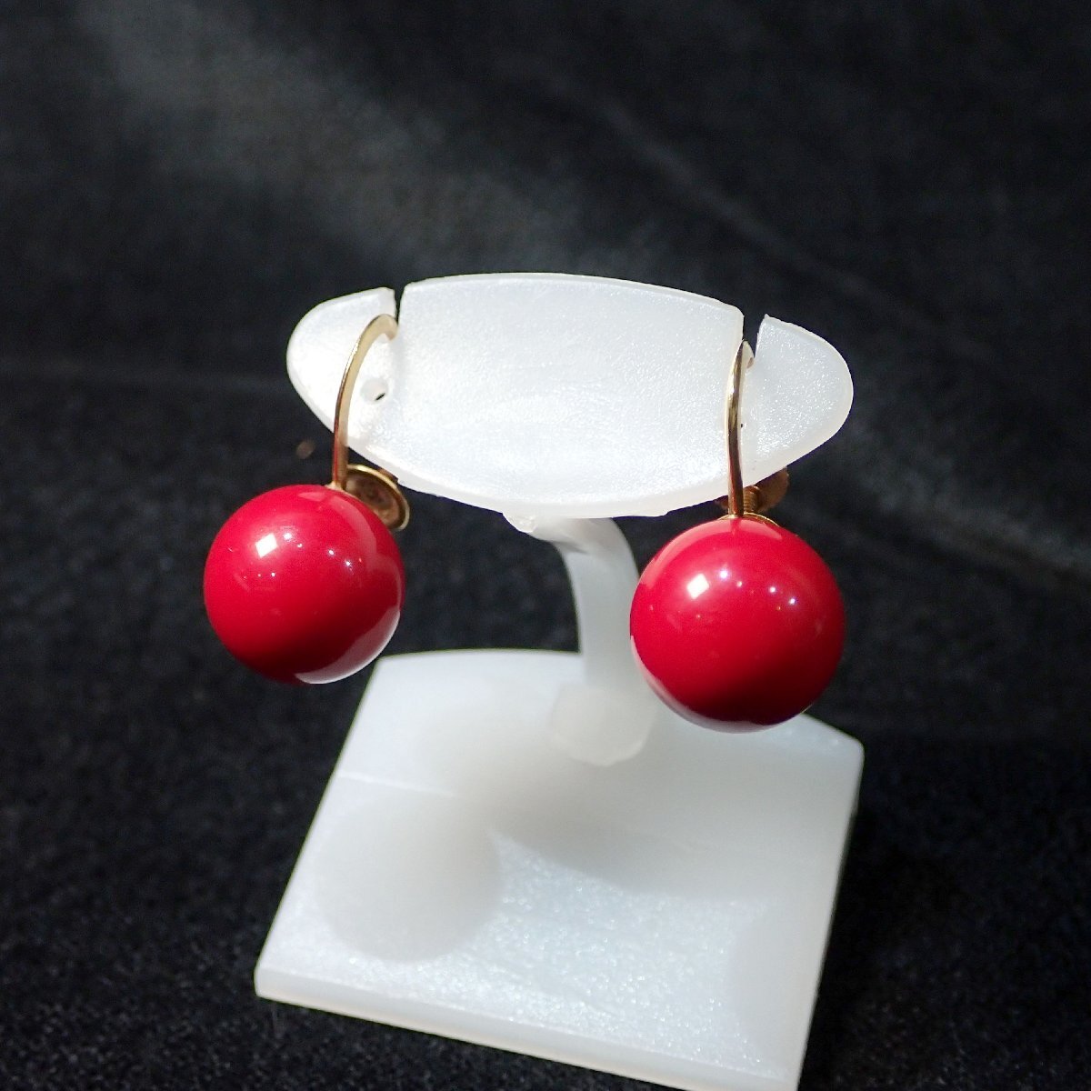 9210T【本物保証】K18 赤珊瑚 10mm珠 イヤリング 総重量2.7g サンゴ拍卖