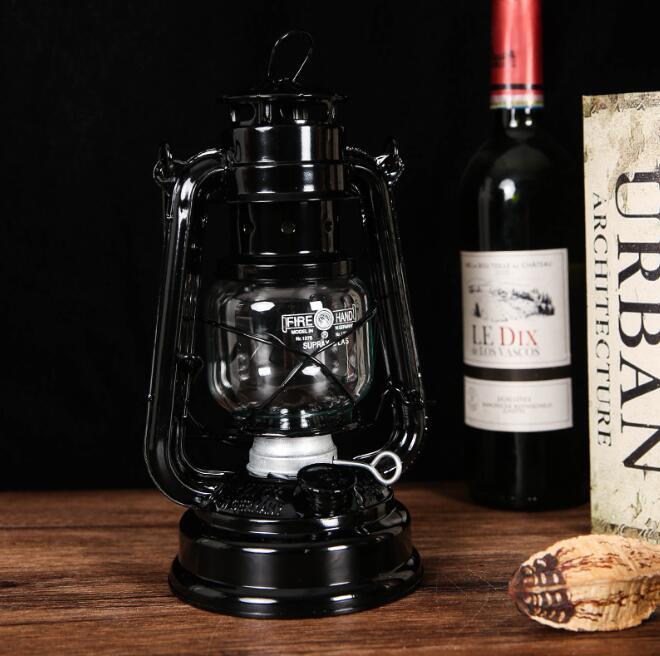 新入荷新品キャンプ用 超高品質 オイルランタン 灯油ランタン 照明 キャンプランタン アウトドア 野外登山 黒拍卖