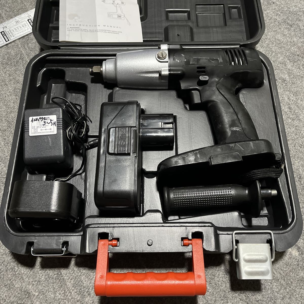 24vインパクトレンチ 説明書は、英語版です 可動品 450NM拍卖