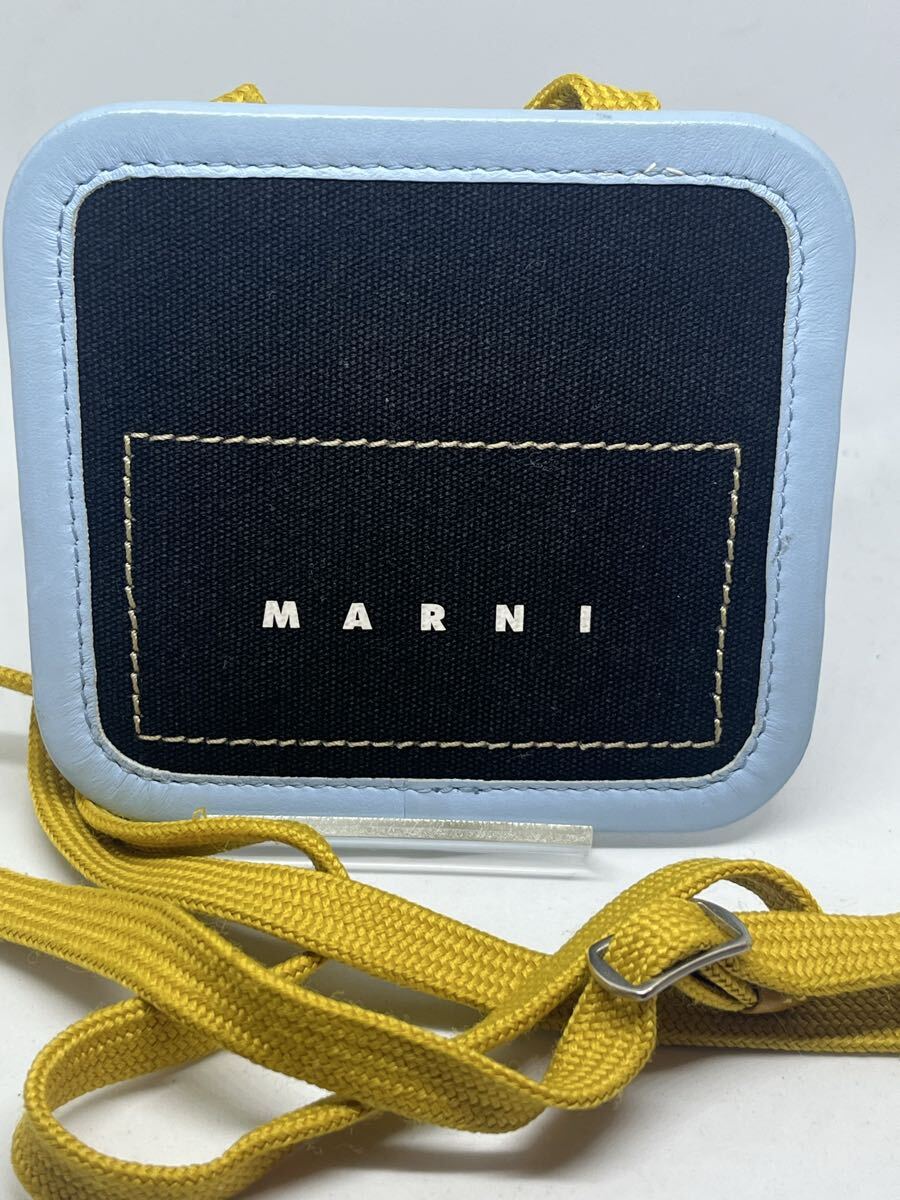 MARNI パスケース ネックストラップ ブラック ブルー系 イエロー 社員証 メンズ レディース ブランド マルニ拍卖
