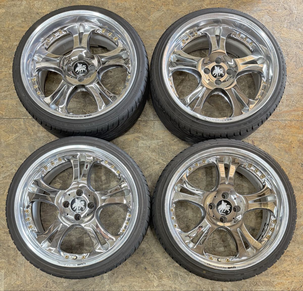 【希少!】Kranze ケルベロス 18インチ 8J+15 +30 PCD100 4穴 4H 当時物 絶版 bB キューブ ヴィッツ アクア ロードスター マーチ 拍卖