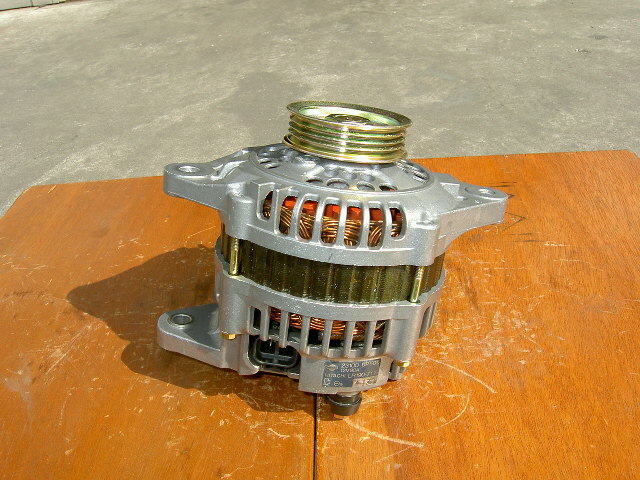 セドリック、グロリア、Y32用オルタネーター(ダイナモ)リビルト品 LR190-717、23100-0P505拍卖